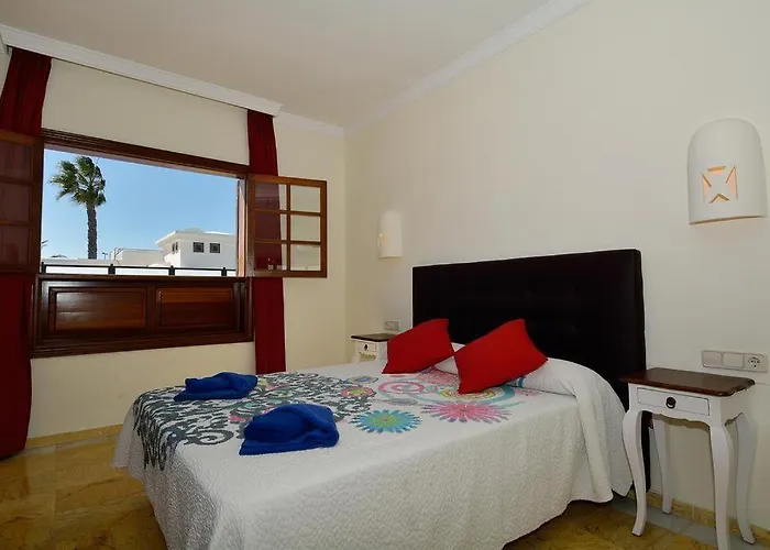 Private With Pool Faro Park Villa