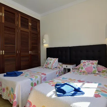 Private With Pool Faro Park Villa *