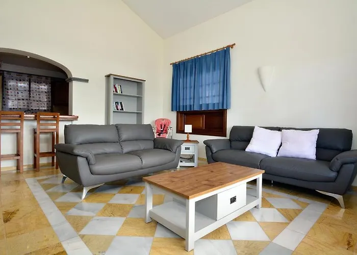 Private With Pool Faro Park Villa *