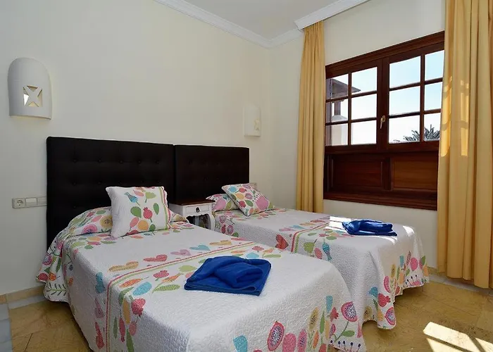 Private With Pool Faro Park Villa Playa Blanca